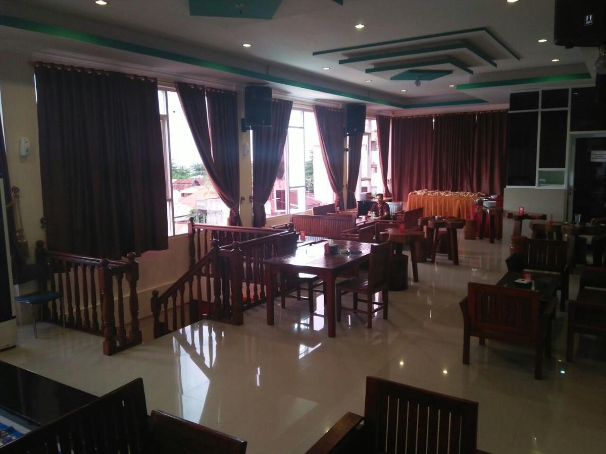 Benhur Hotel Padang  Exterior foto